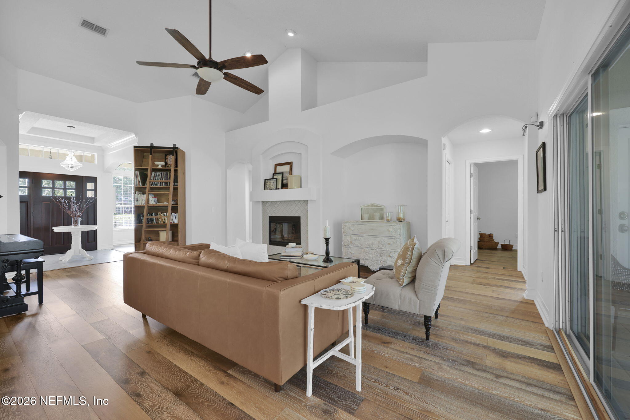 2290 EAGLE HARBOR Parkway
