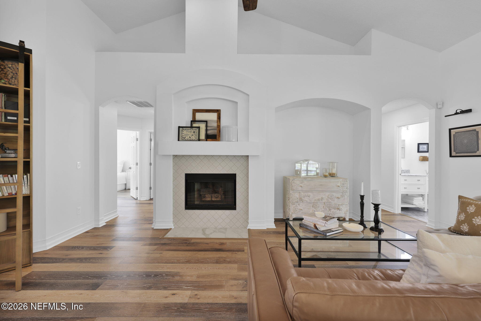 2290 EAGLE HARBOR Parkway