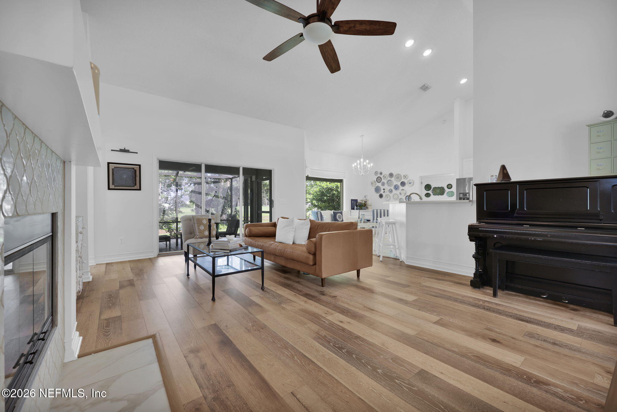 2290 EAGLE HARBOR Parkway