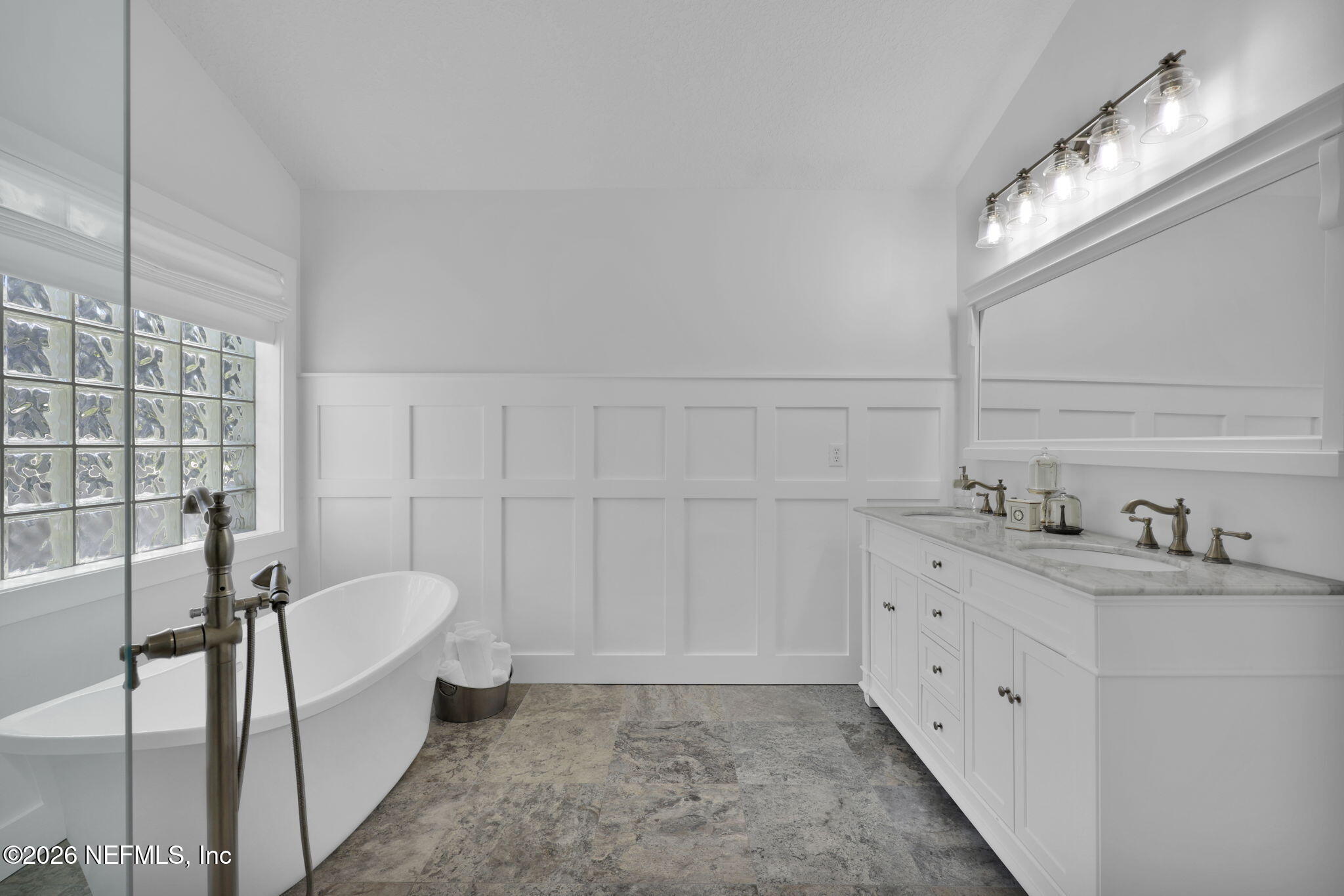 2290 EAGLE HARBOR Parkway