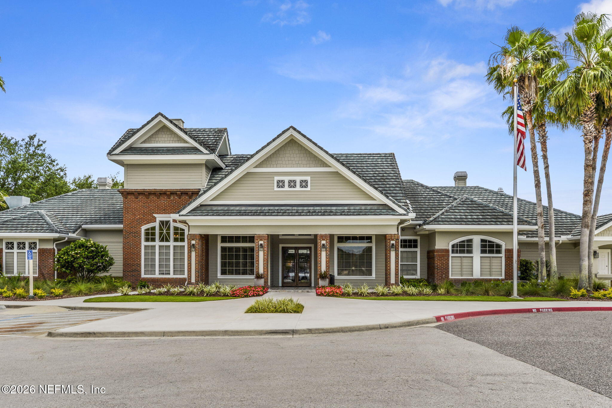2290 EAGLE HARBOR Parkway