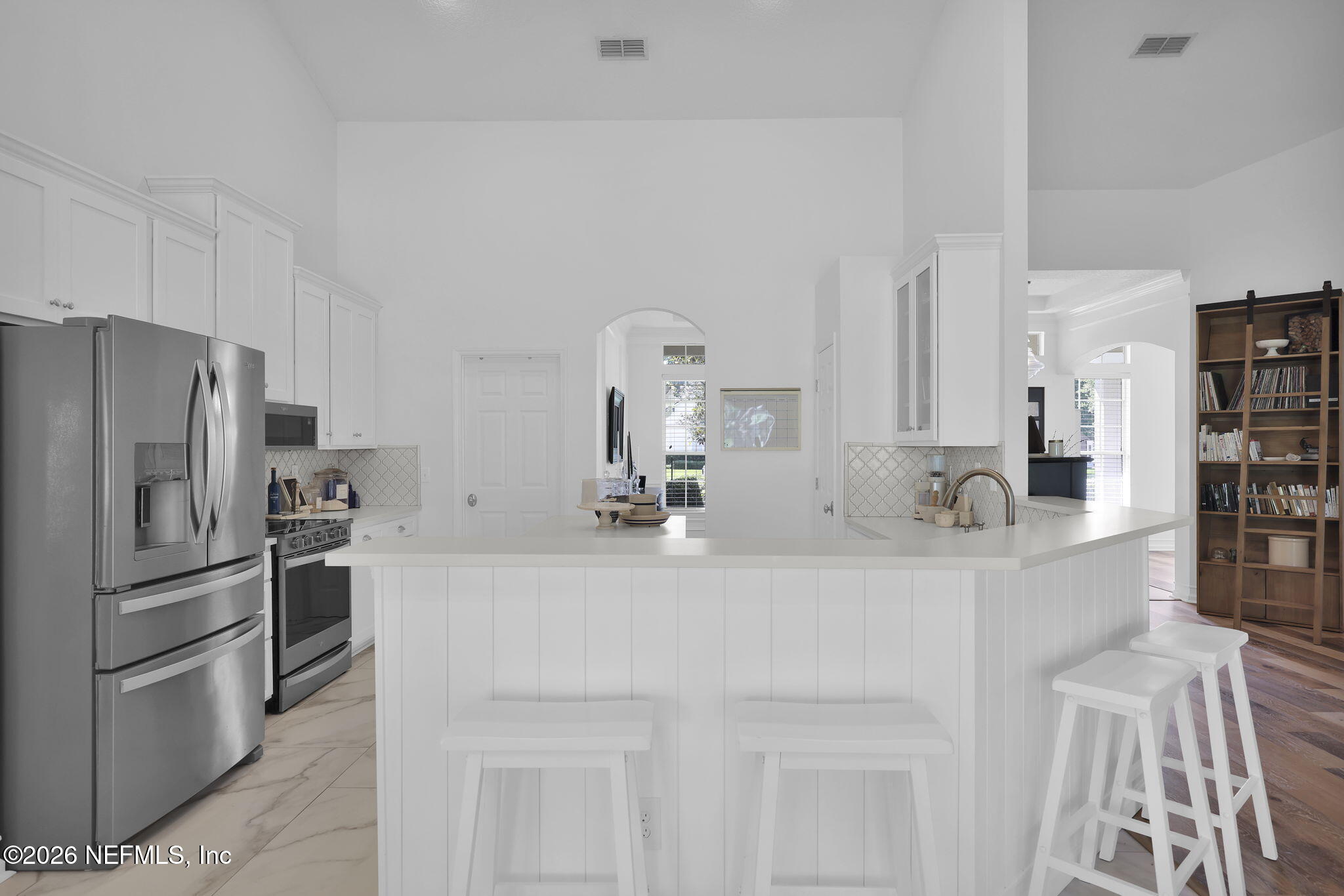 2290 EAGLE HARBOR Parkway