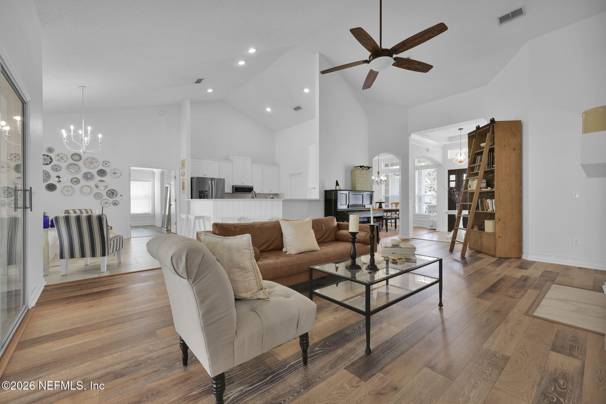 2290 EAGLE HARBOR Parkway