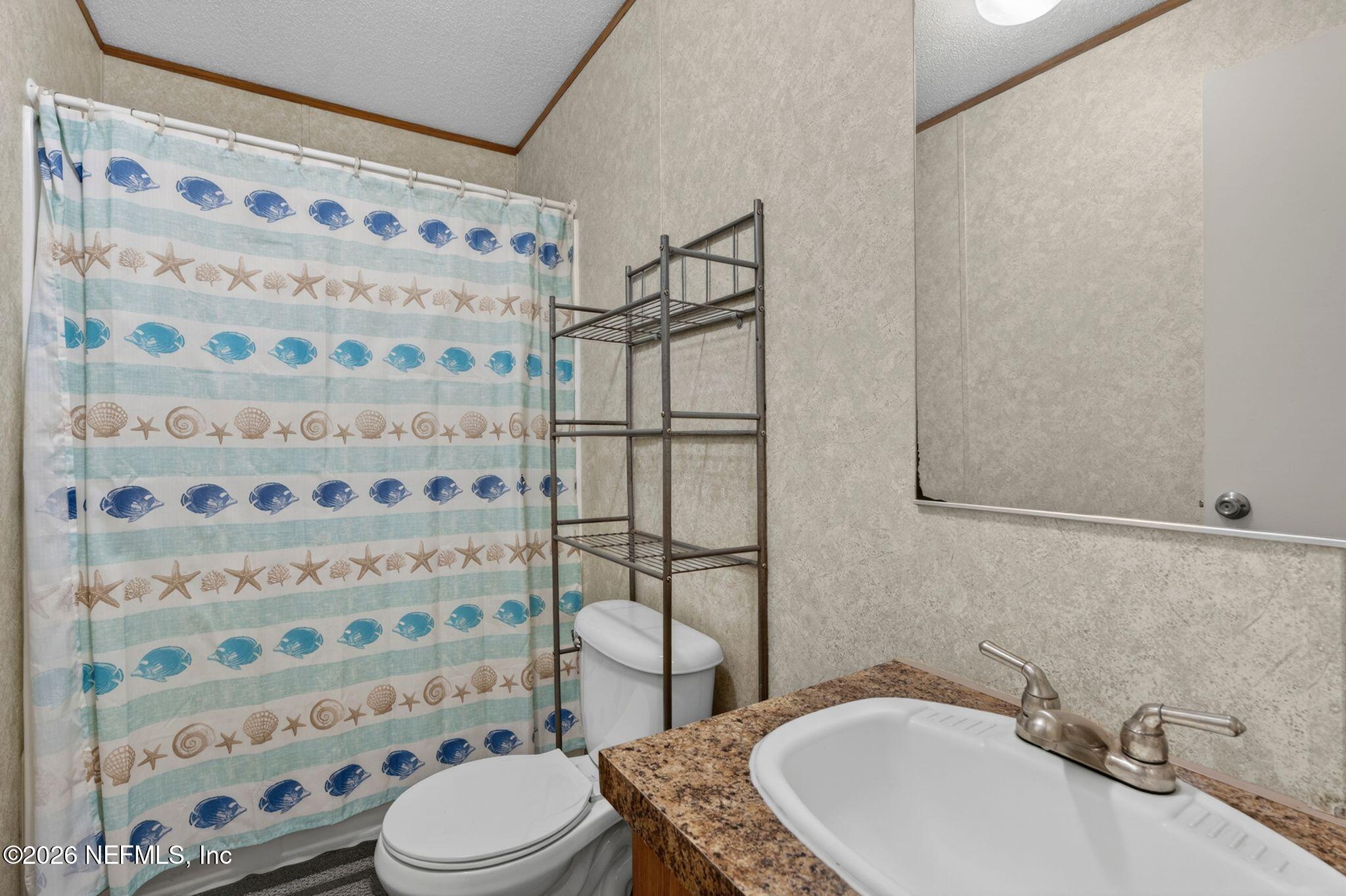 13725 13725 MACAPA Road