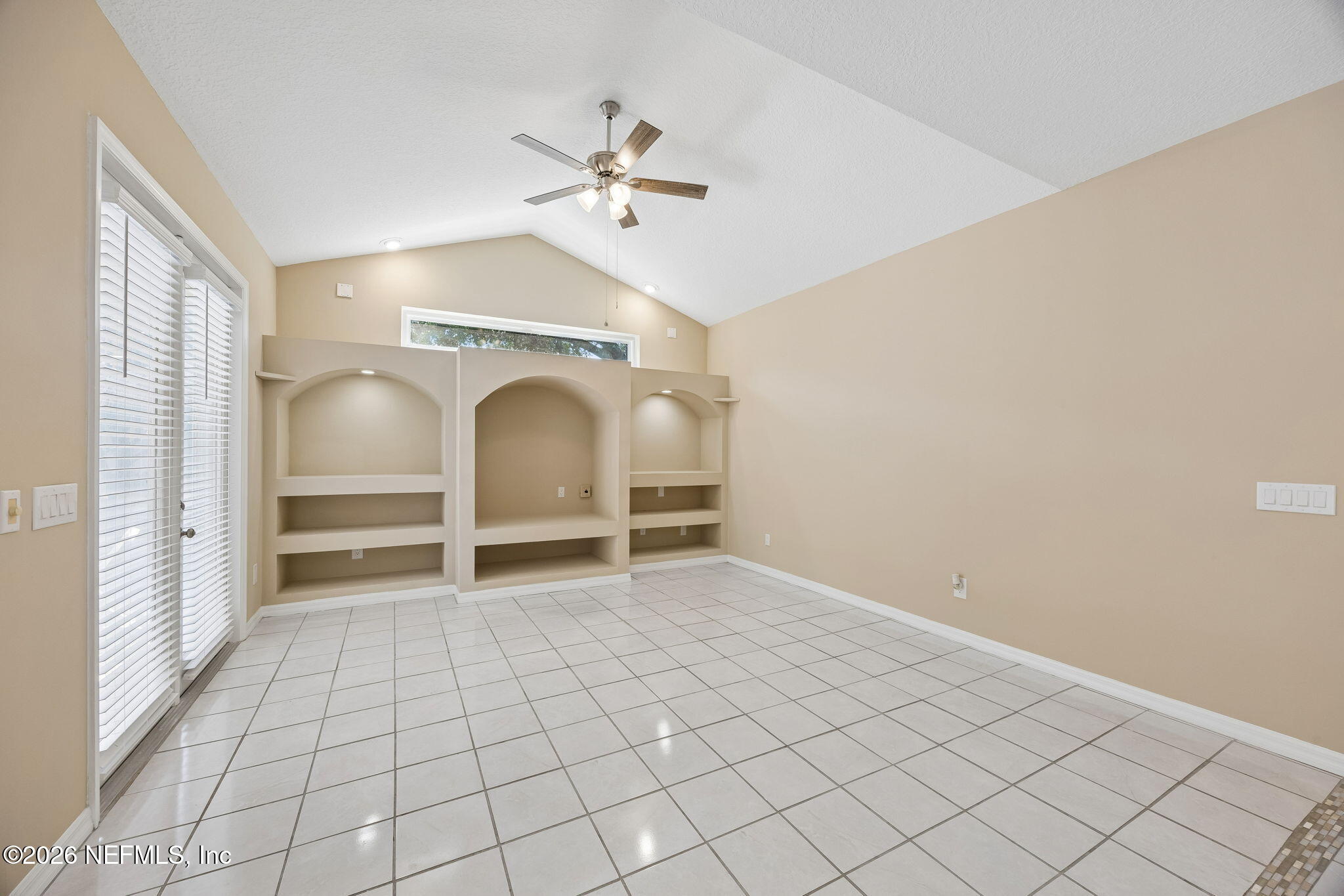 33 BOXWOOD Lane