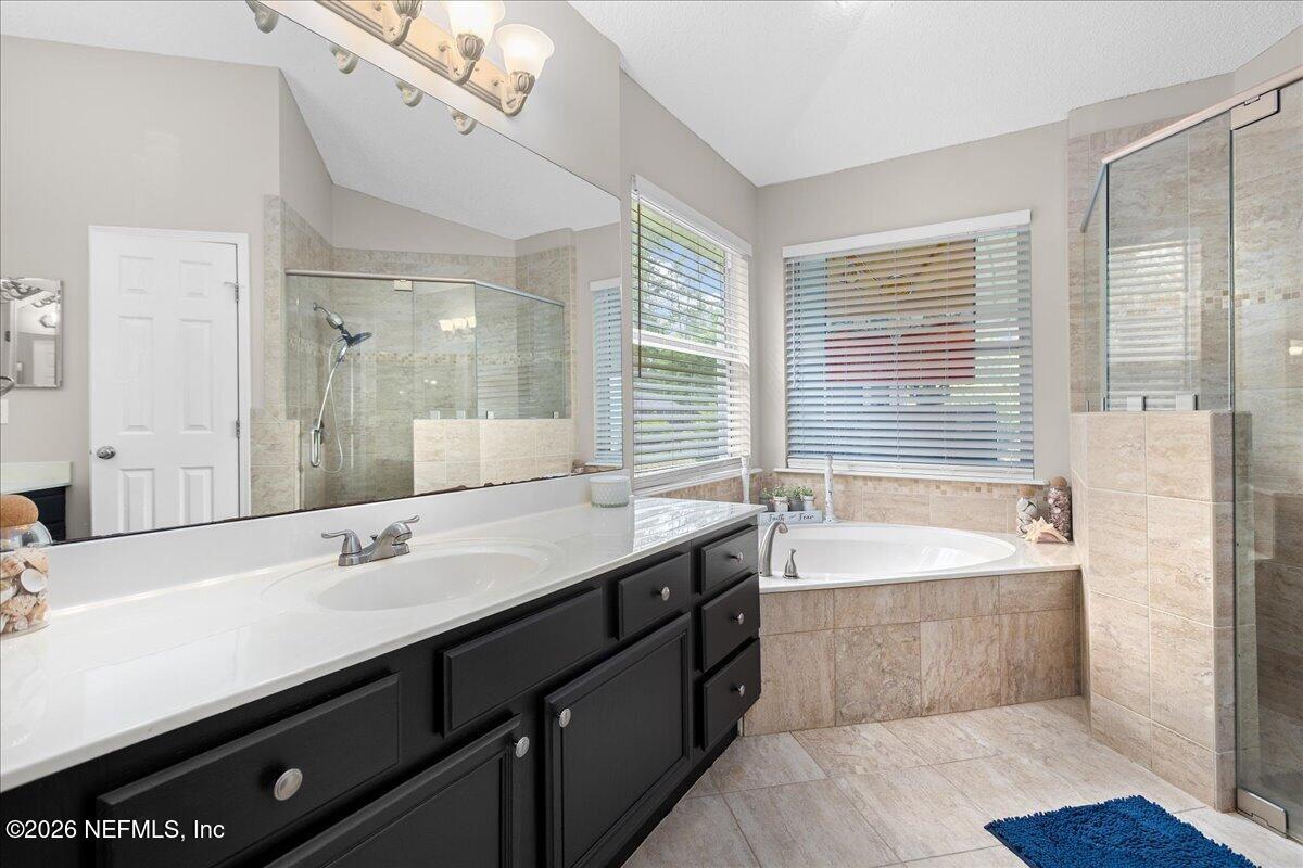 1460 CREEKS EDGE Court