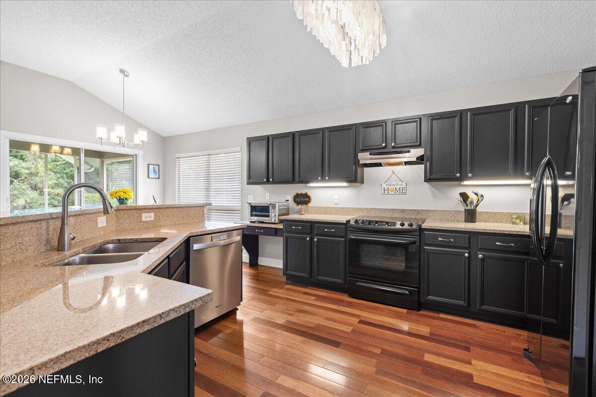 1460 CREEKS EDGE Court
