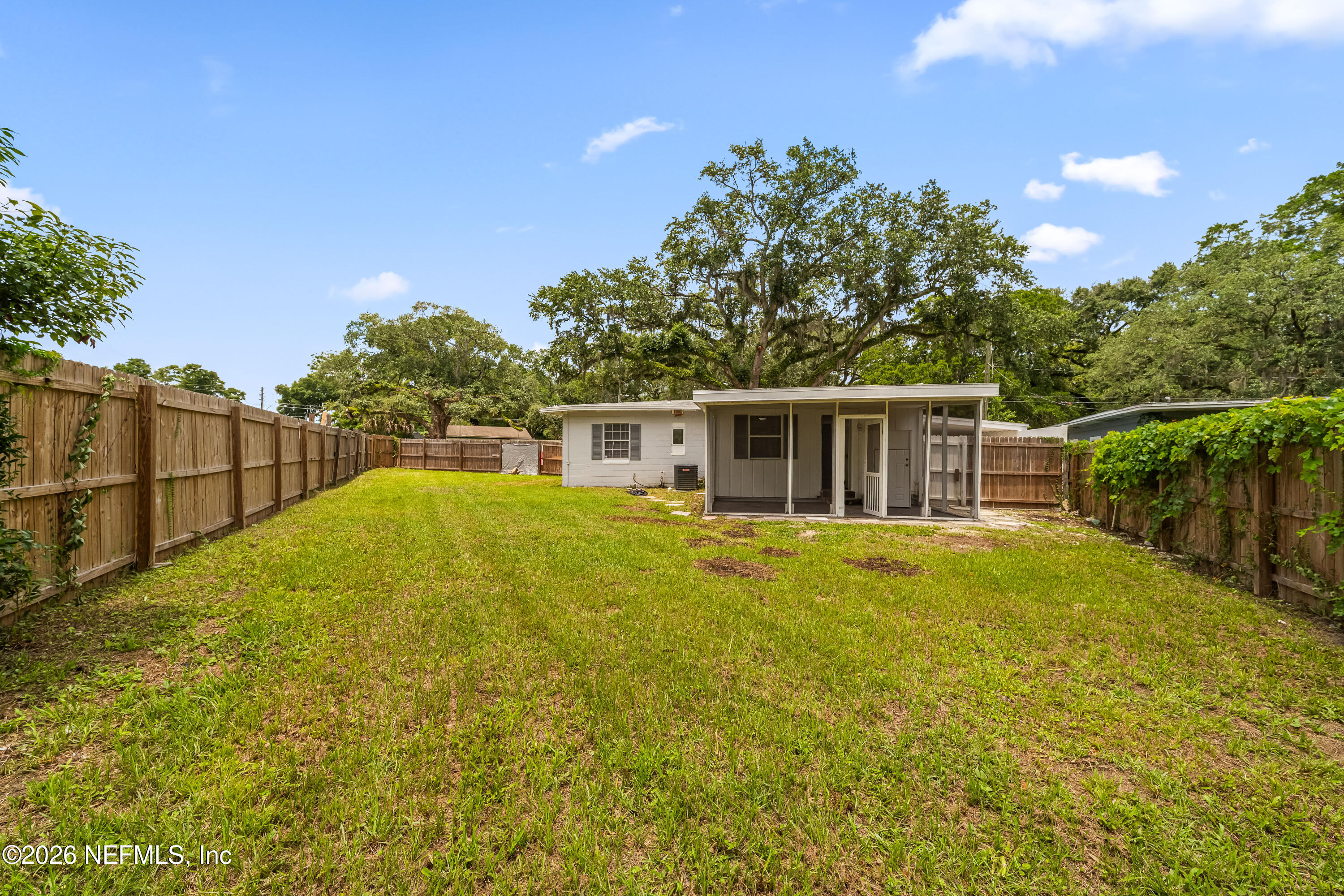 1241 KING ARTHUR Road