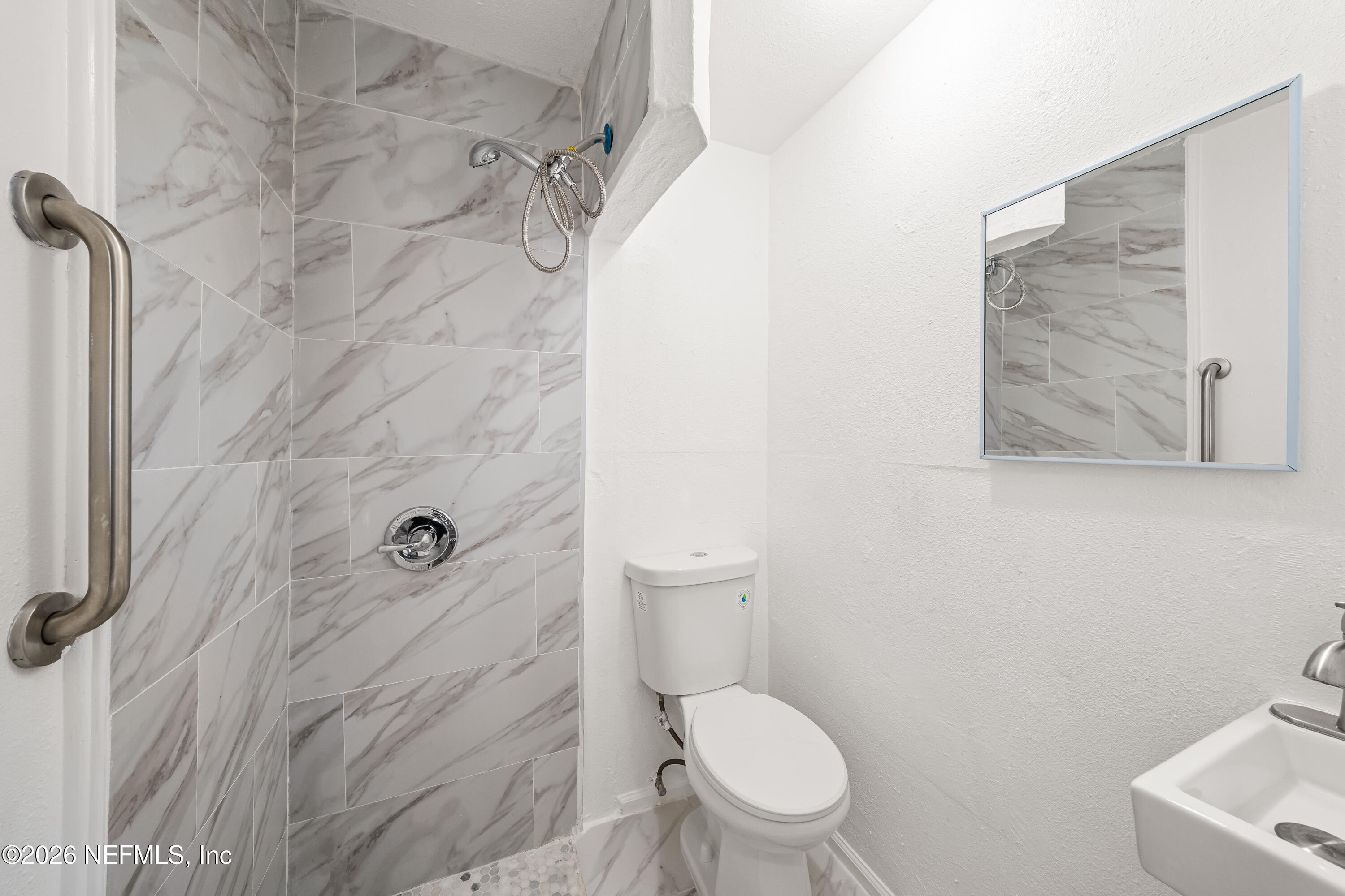 1241 KING ARTHUR Road