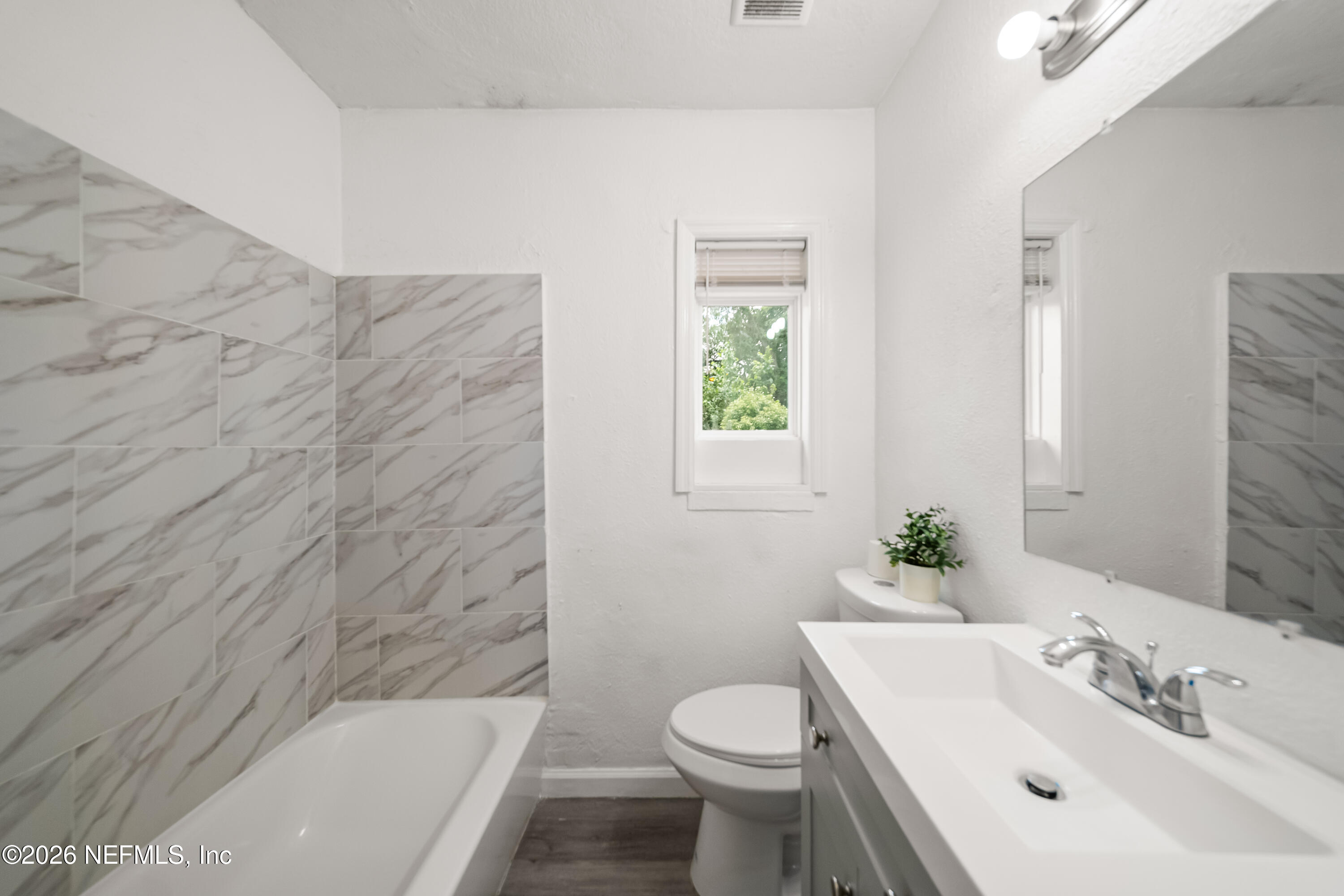 1241 KING ARTHUR Road