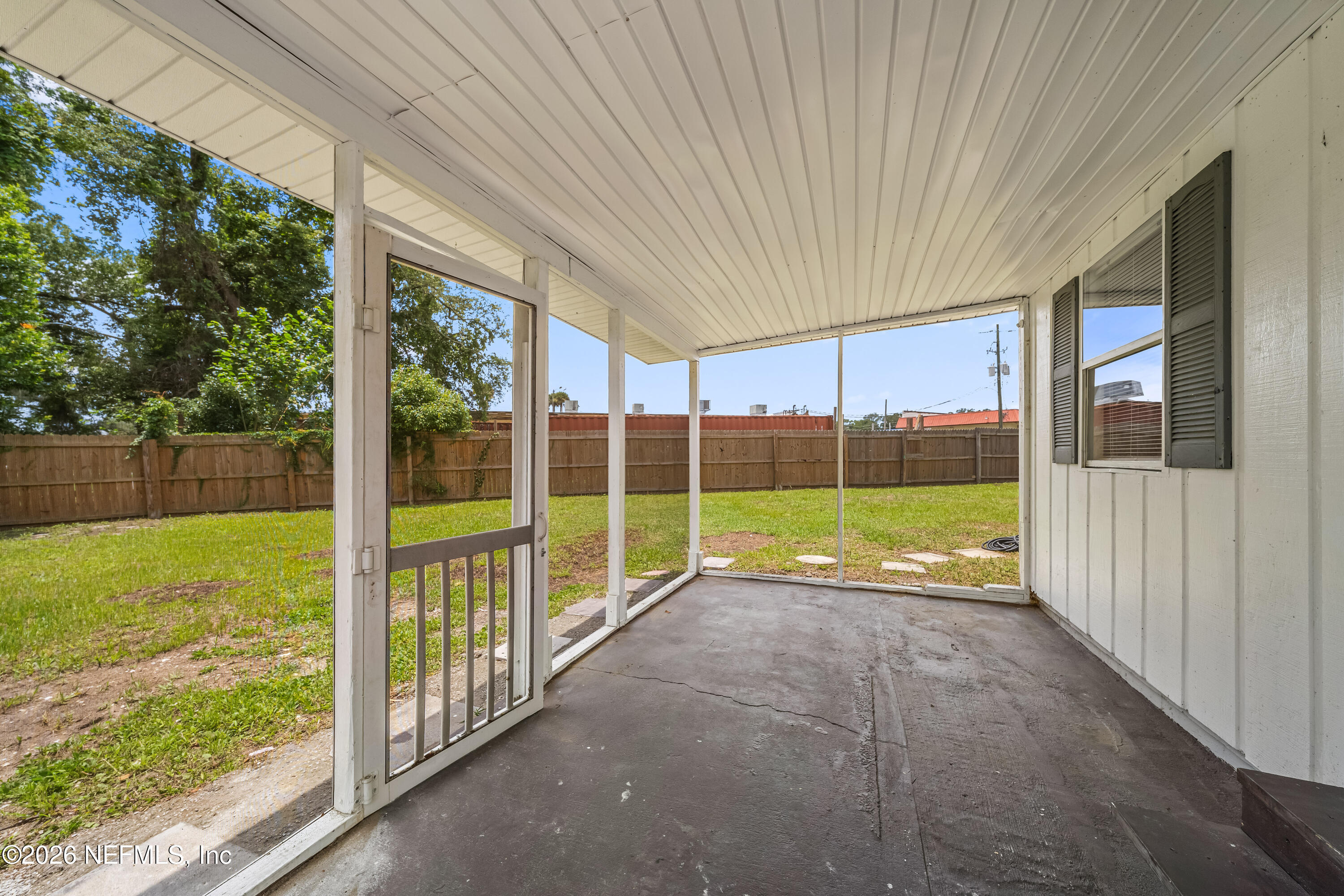 1241 KING ARTHUR Road