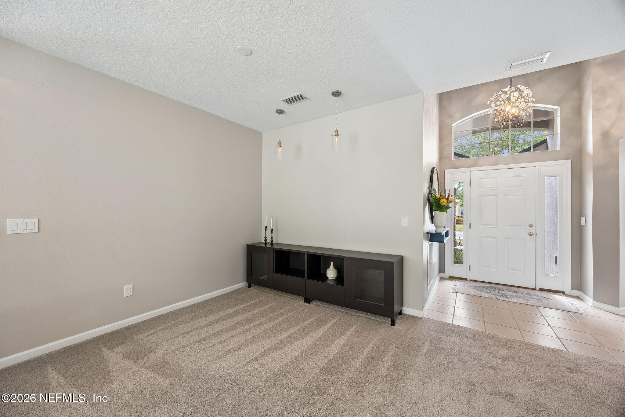 176 S ARABELLA Way