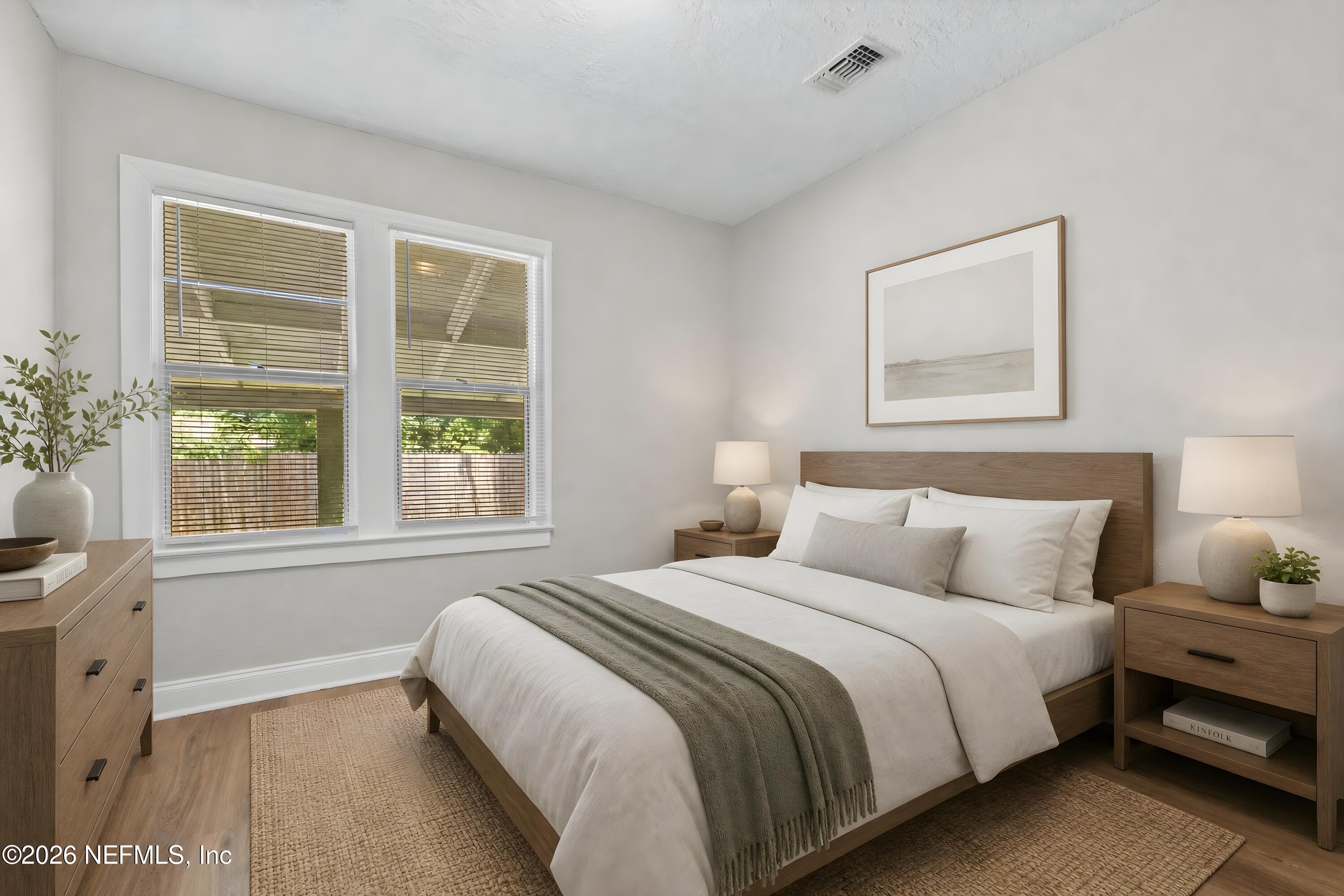 1645 W 12TH Street