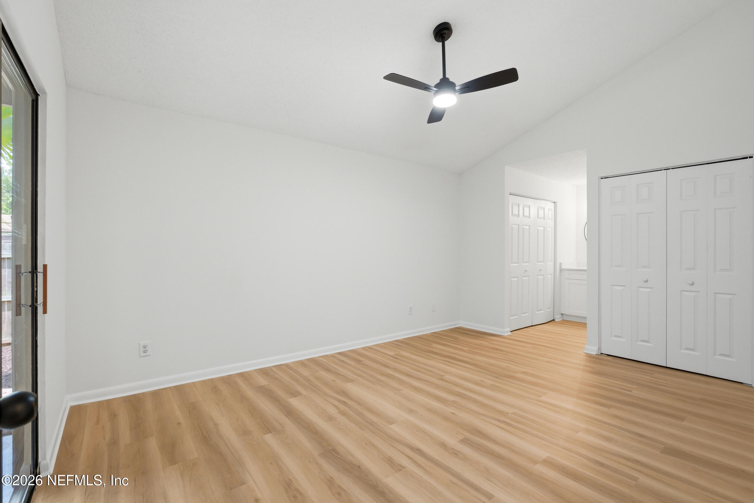 2519 WHISPERING WOODS Boulevard 3