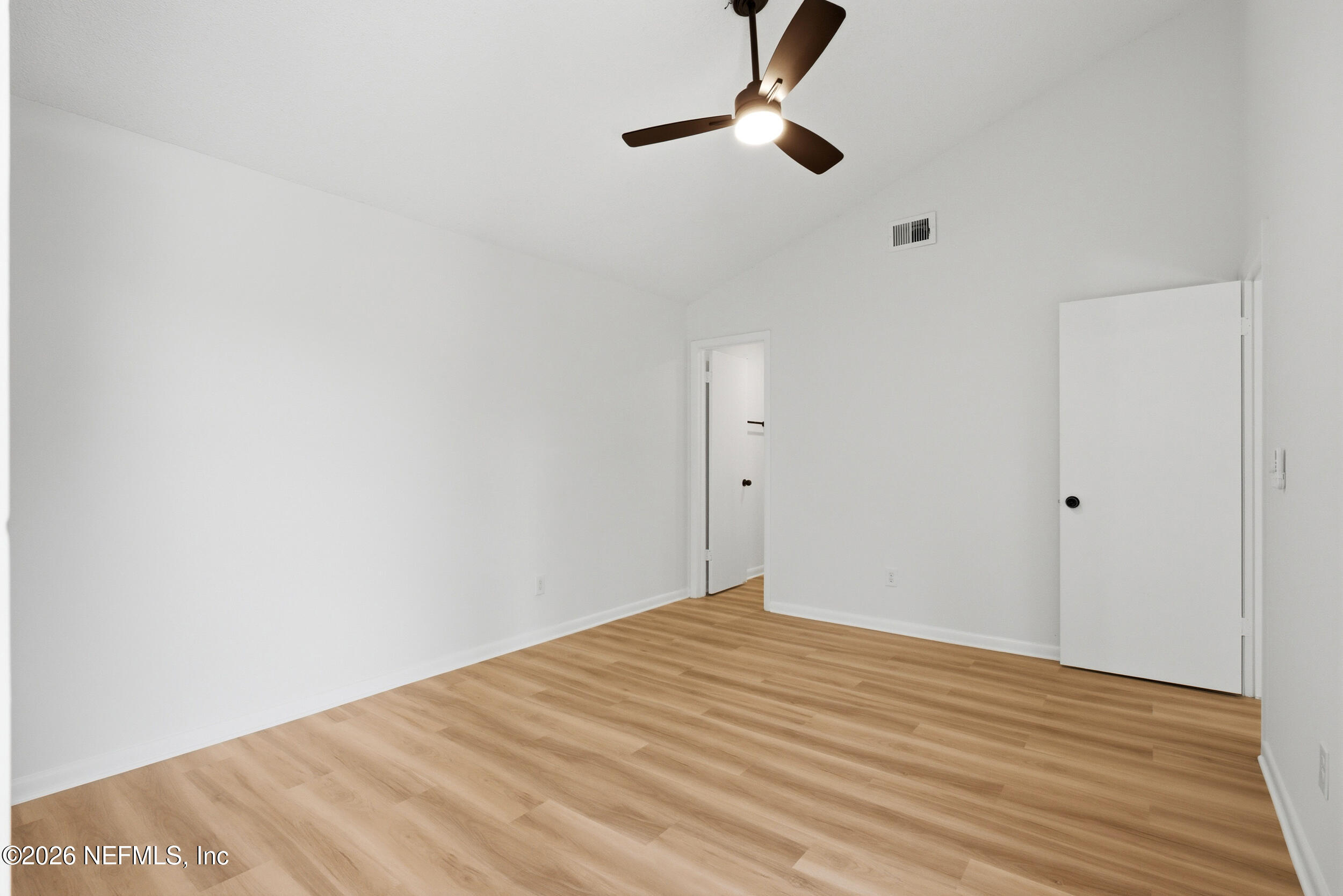 2519 WHISPERING WOODS Boulevard 3