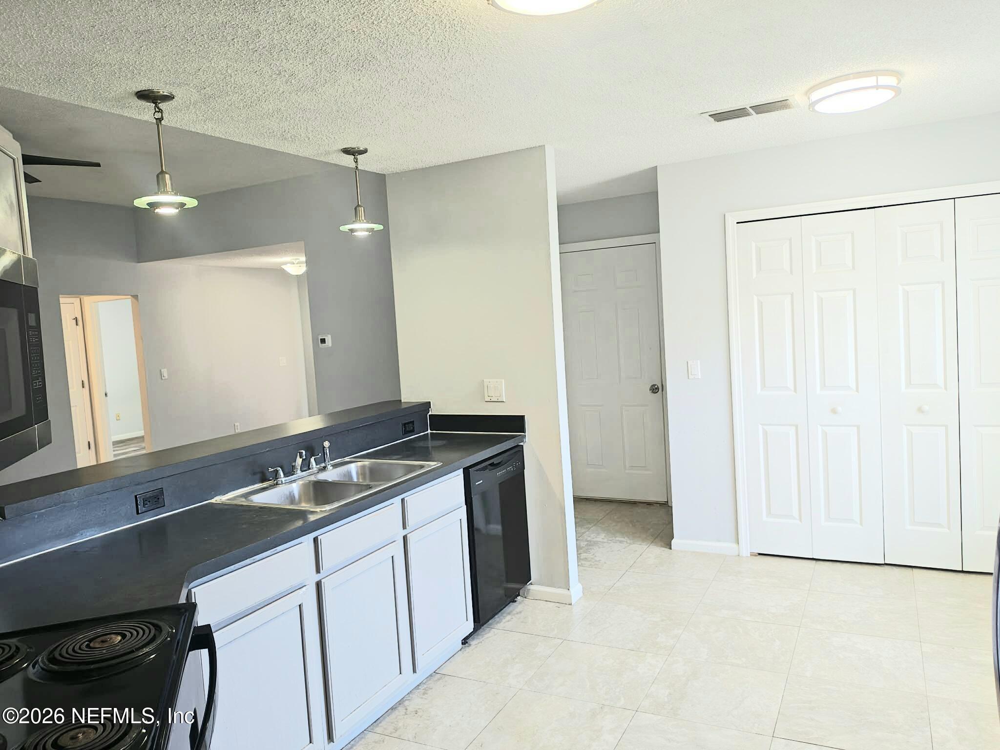 11087 DUSENBURG CT Court