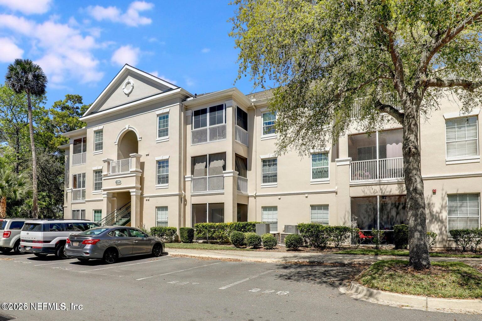 8601 BEACH Boulevard 1222