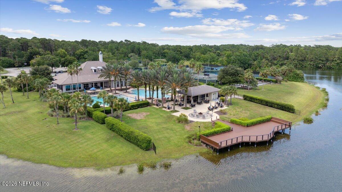 205 HEATHERWOOD Court