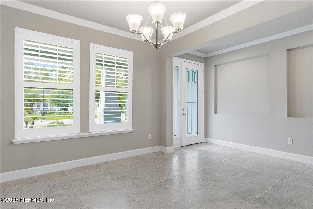 205 HEATHERWOOD Court