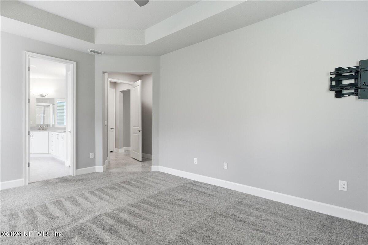 205 HEATHERWOOD Court