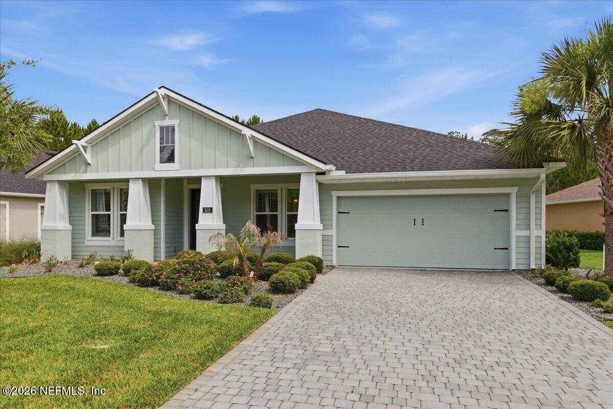 205 HEATHERWOOD Court