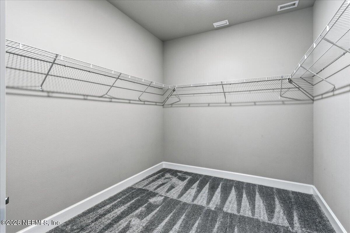 205 HEATHERWOOD Court