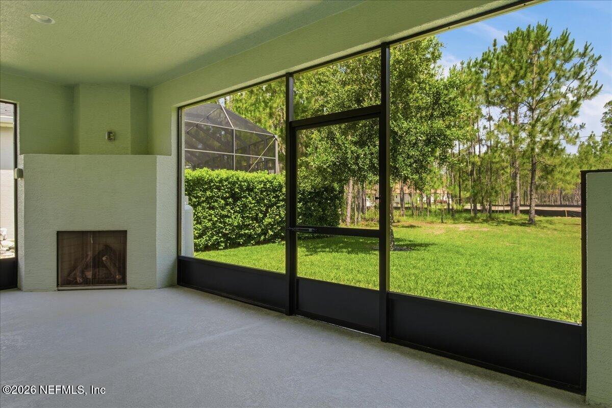 205 HEATHERWOOD Court