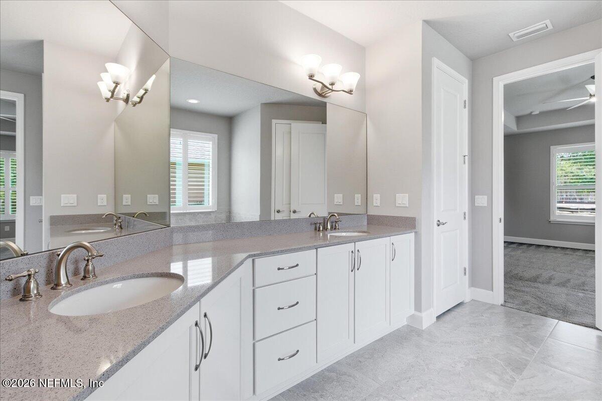 205 HEATHERWOOD Court
