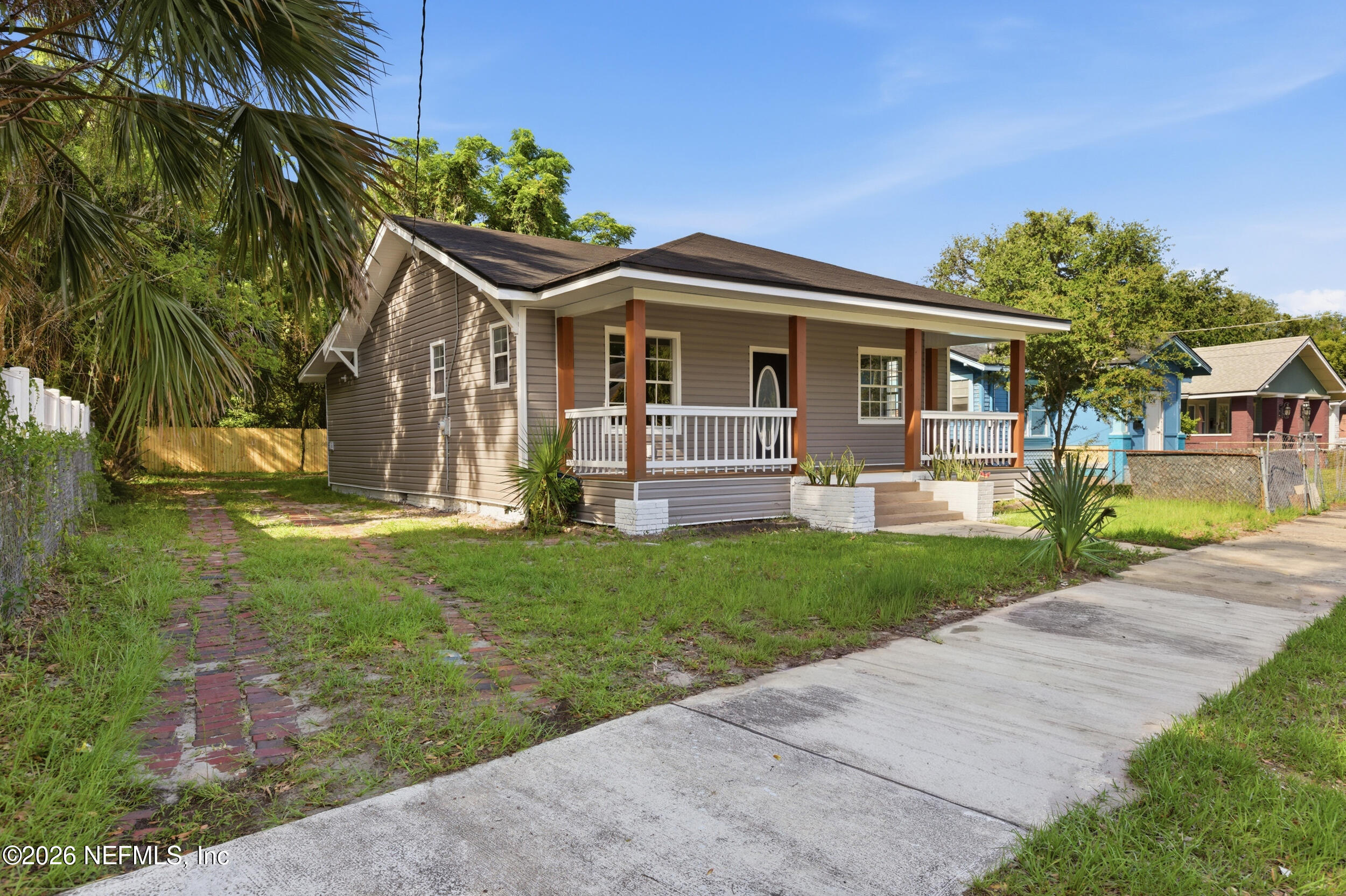 408 W 23RD Street