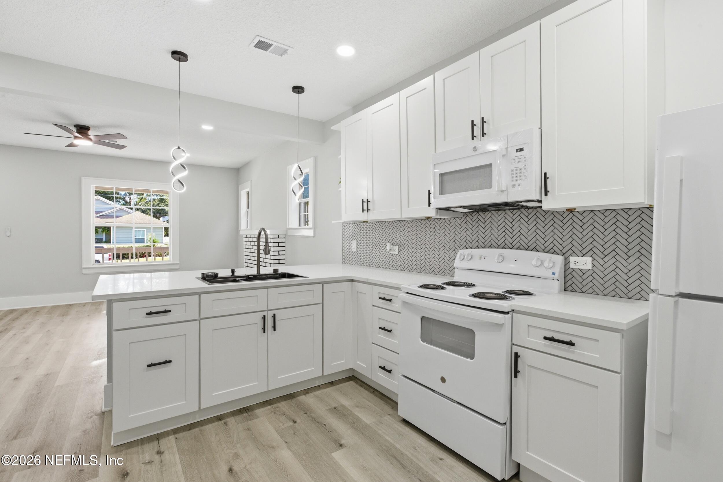 408 W 23RD Street