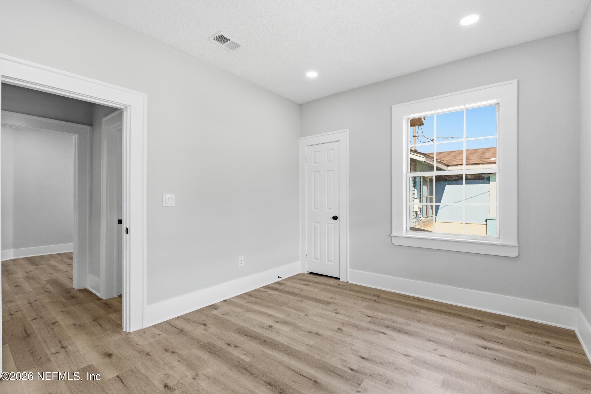 408 W 23RD Street