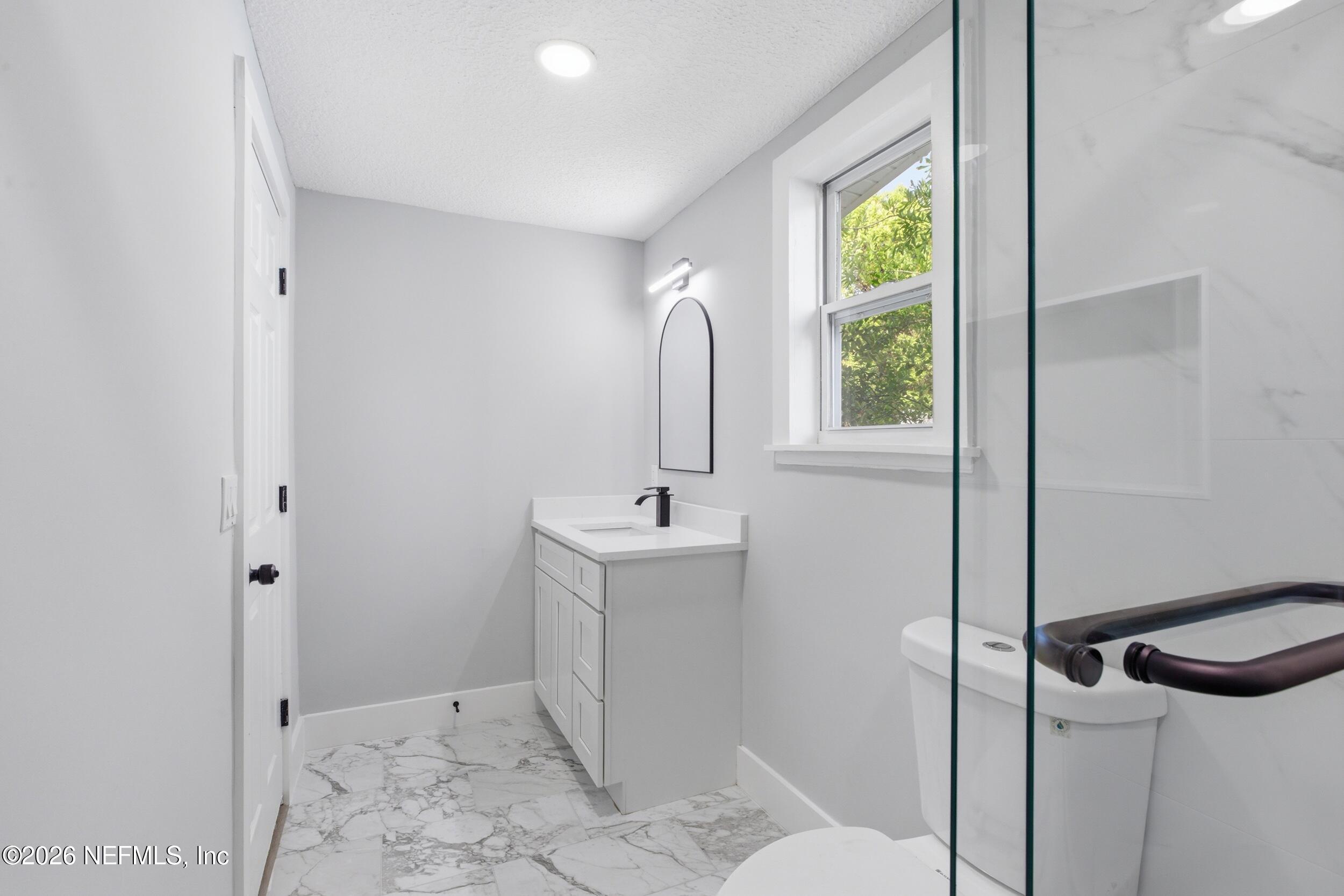 408 W 23RD Street