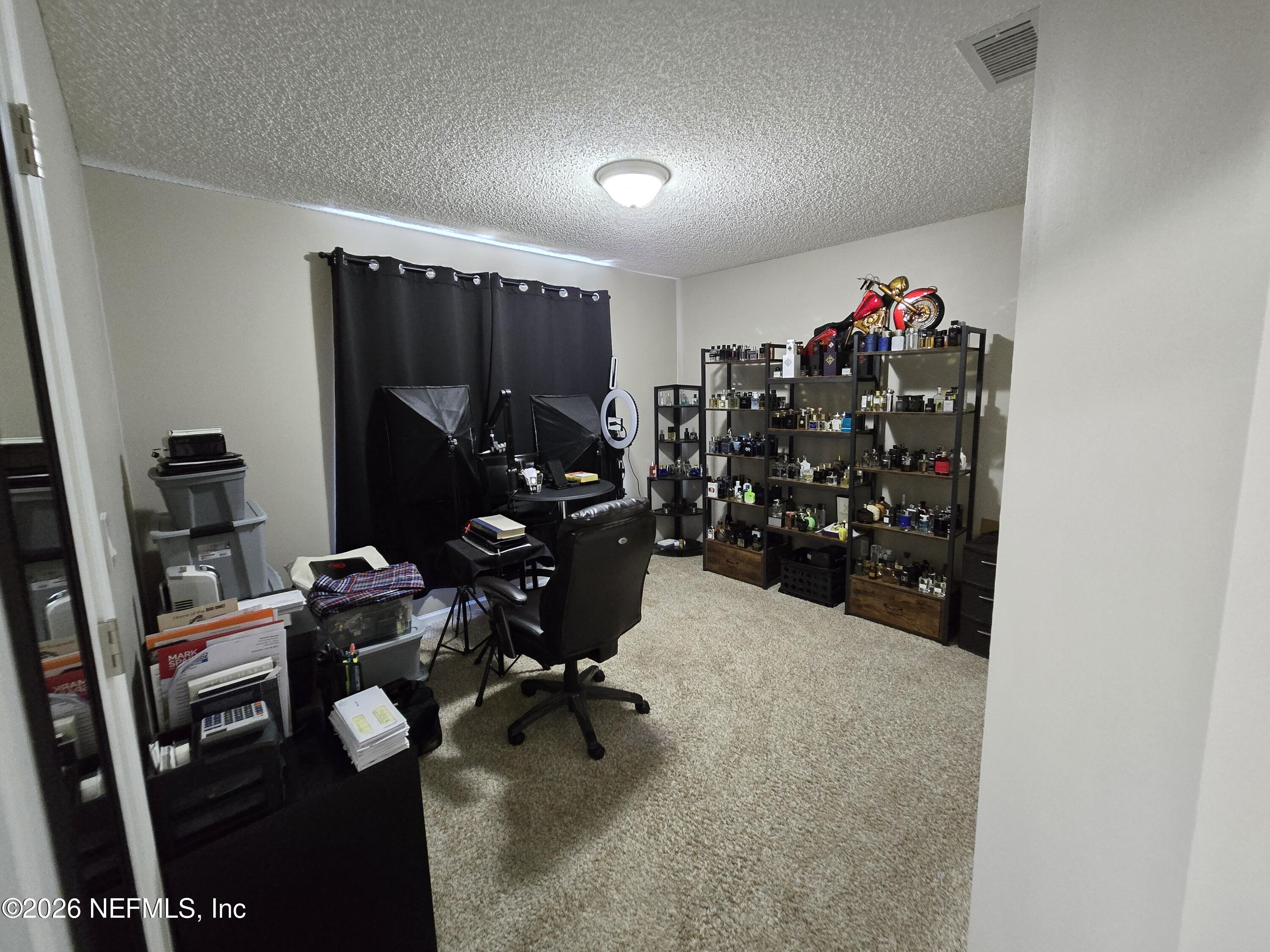 2531 CARSON OAKS Drive