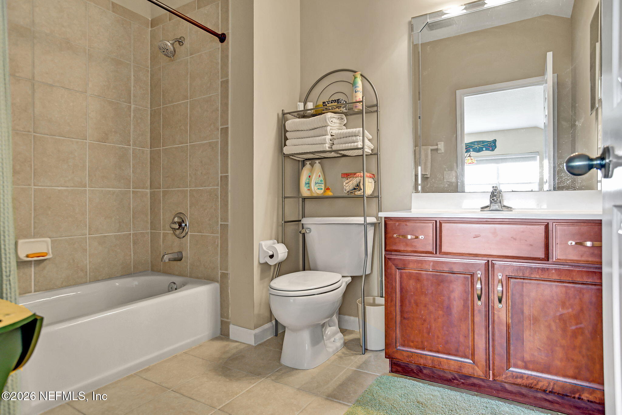 1928 MOORINGS Circle