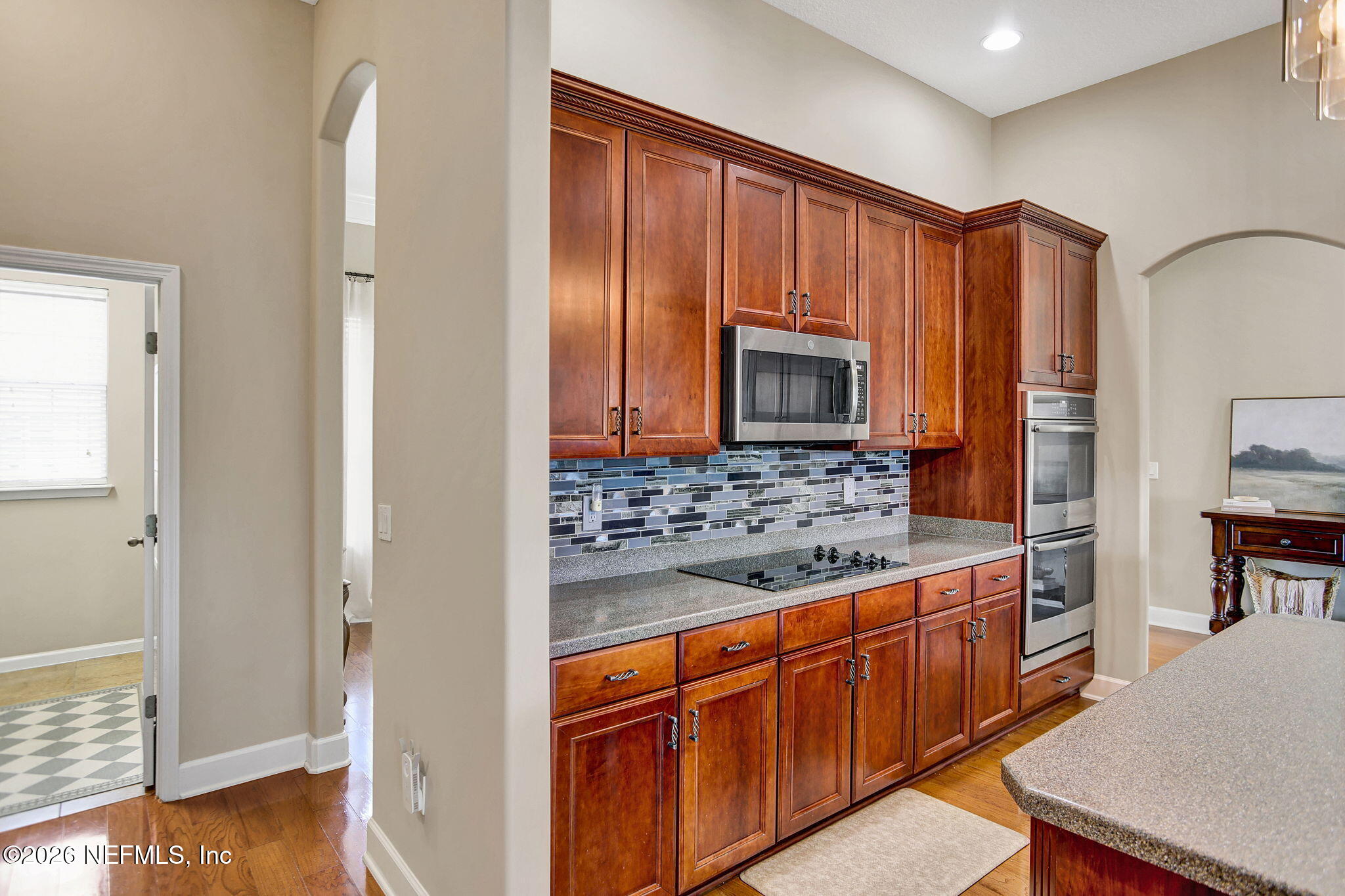 1928 MOORINGS Circle