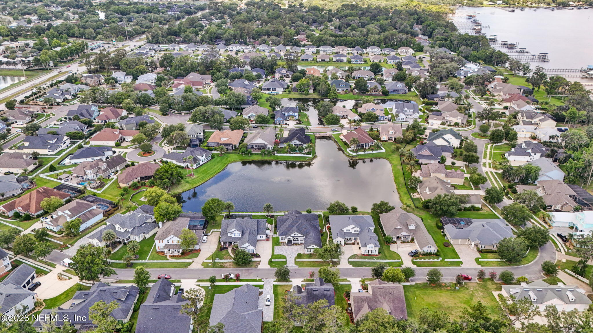 1928 MOORINGS Circle