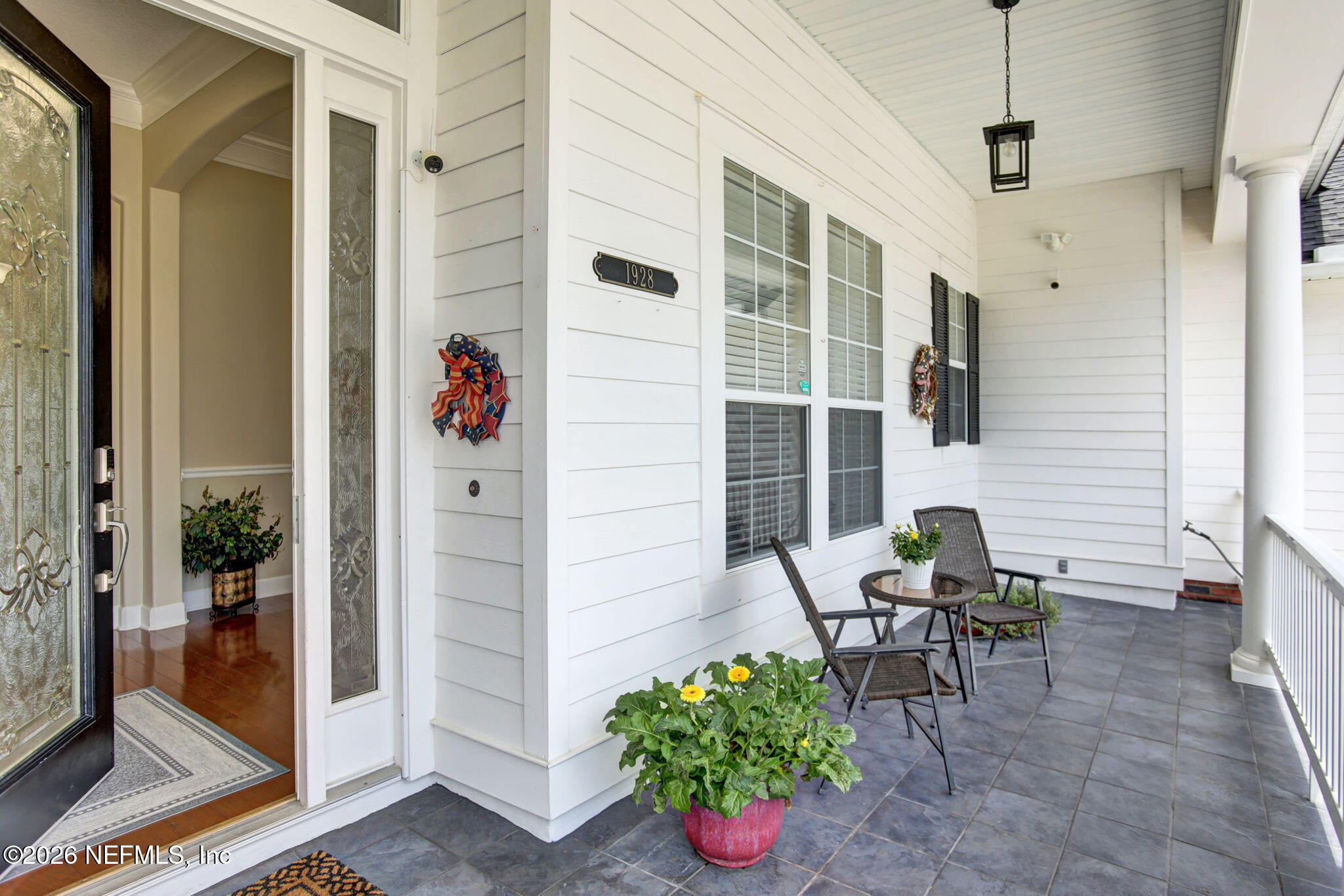 1928 MOORINGS Circle
