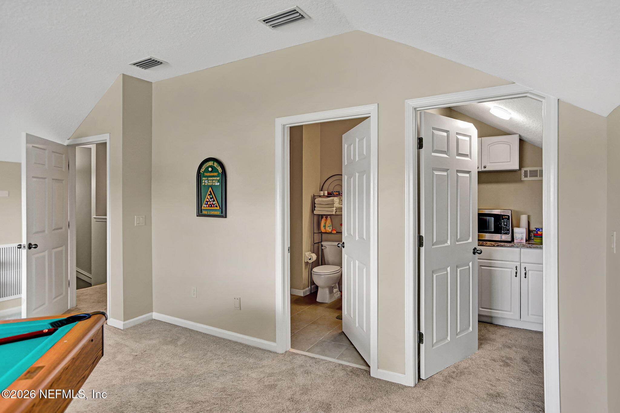 1928 MOORINGS Circle