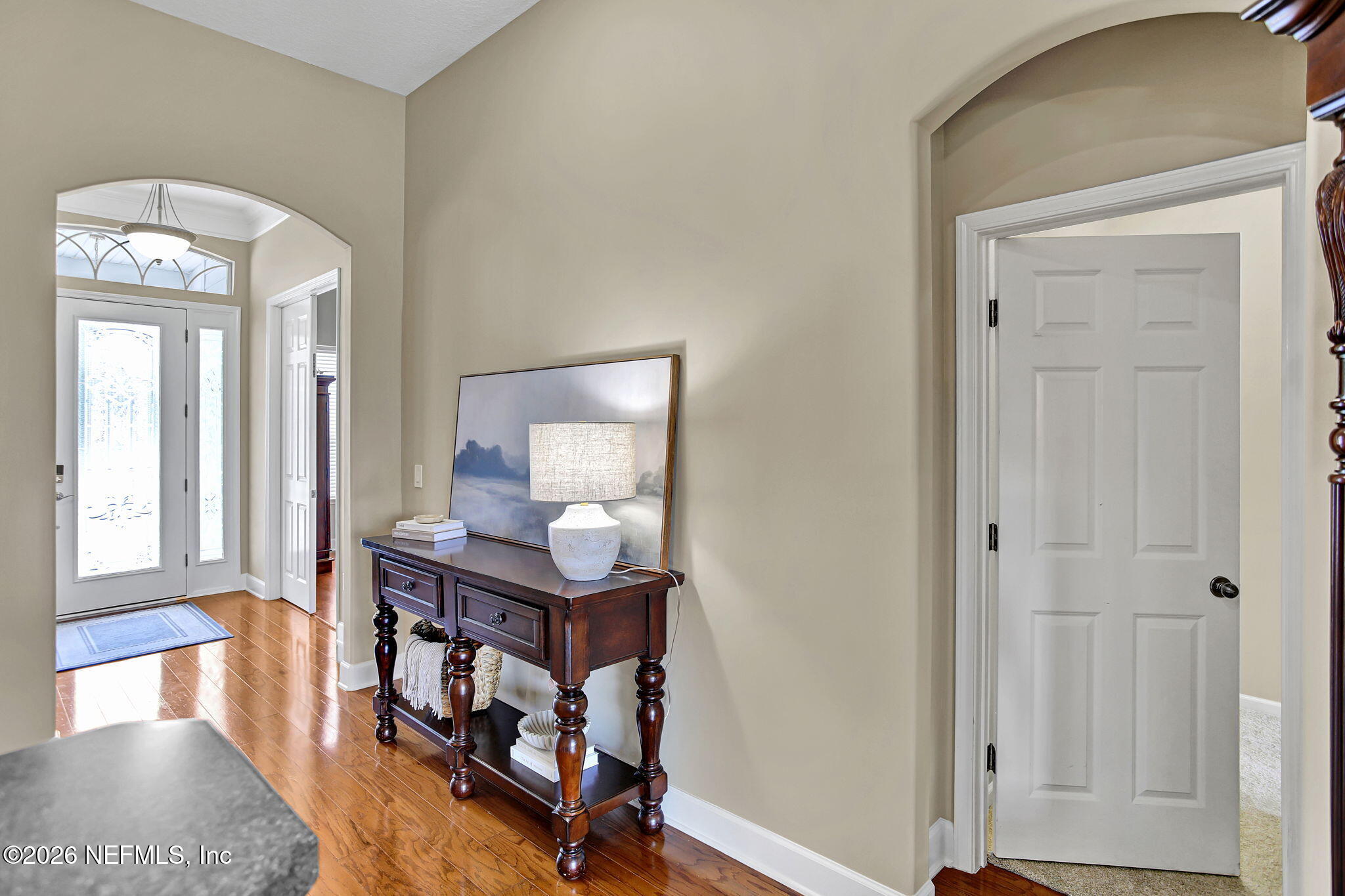 1928 MOORINGS Circle