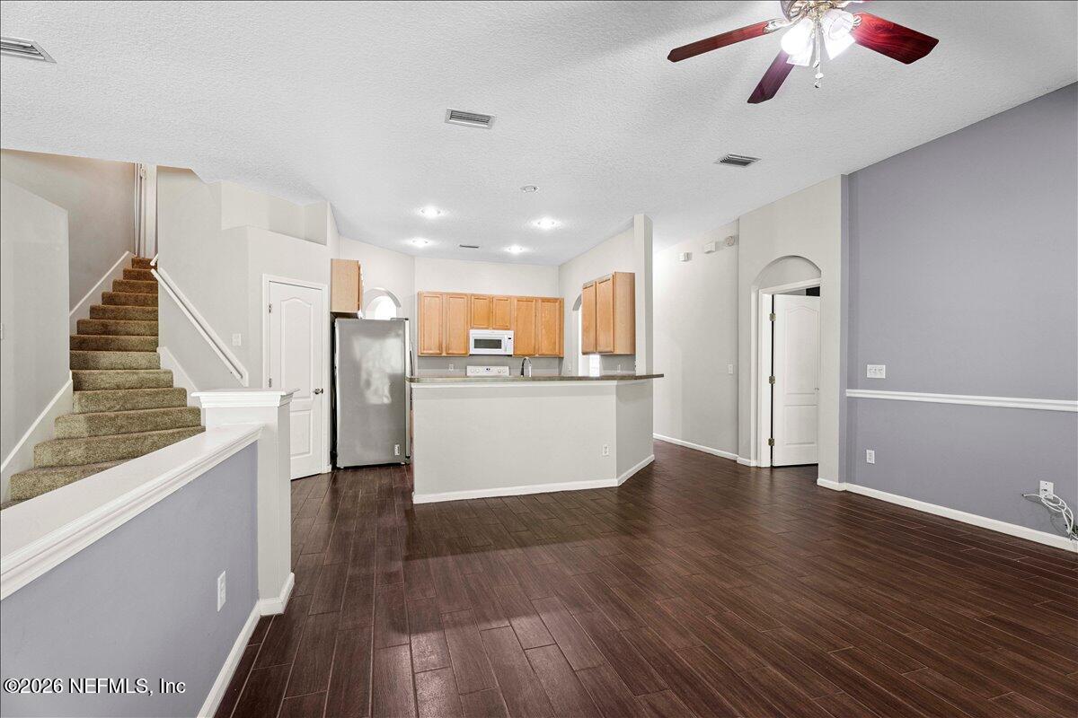 8871 CANOPY OAKS Drive