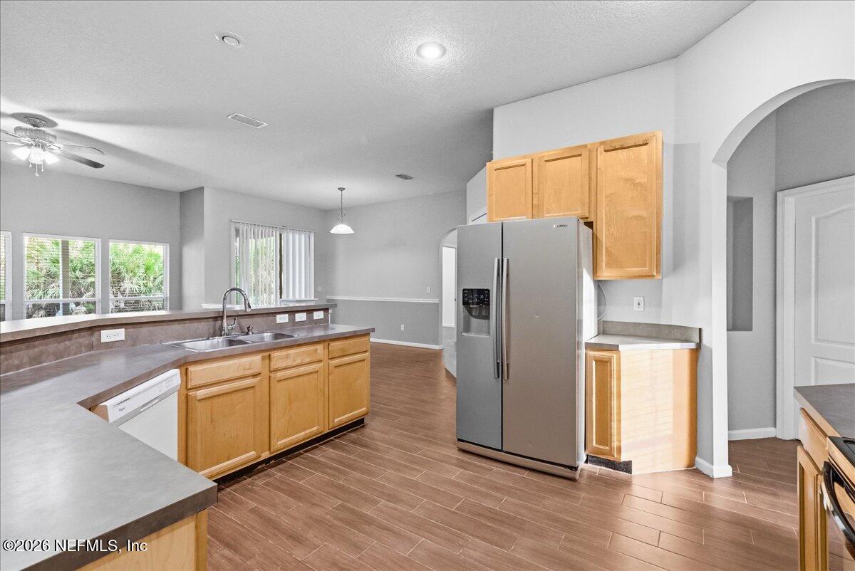 8871 CANOPY OAKS Drive