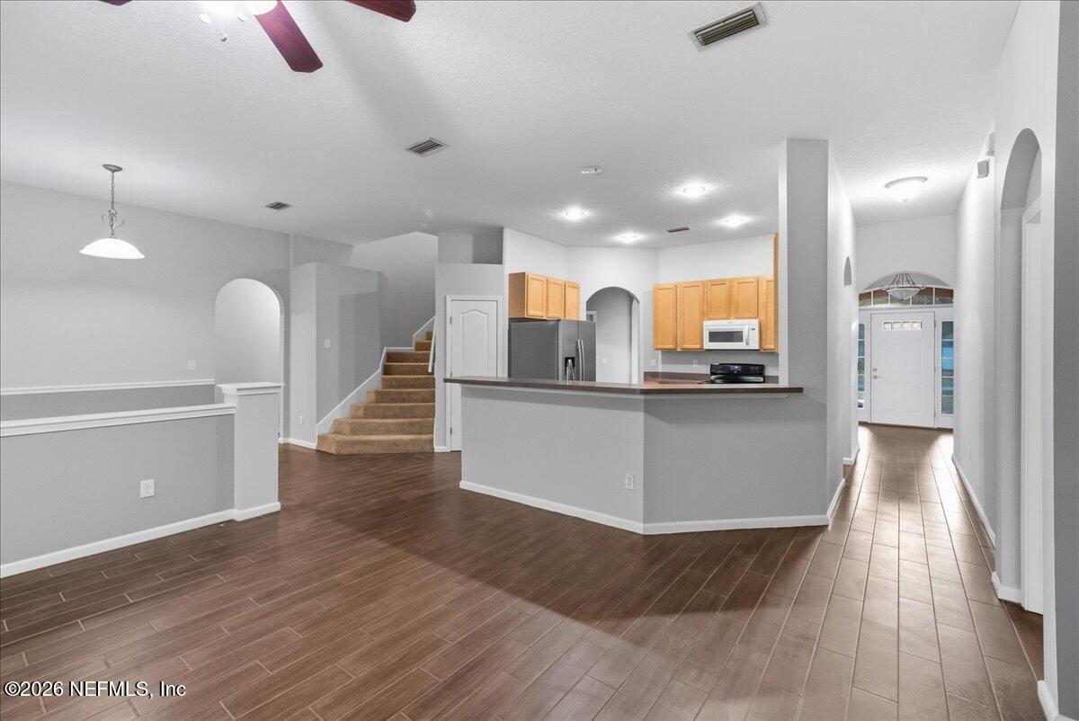 8871 CANOPY OAKS Drive