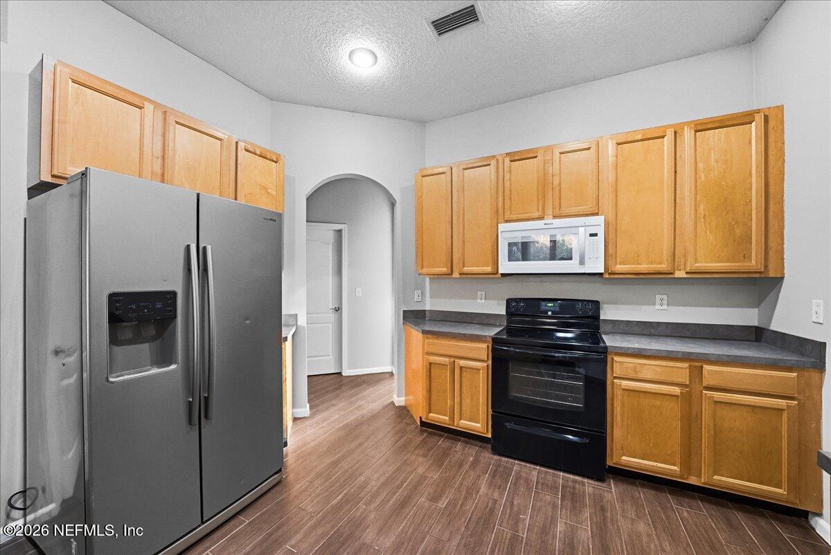 8871 CANOPY OAKS Drive