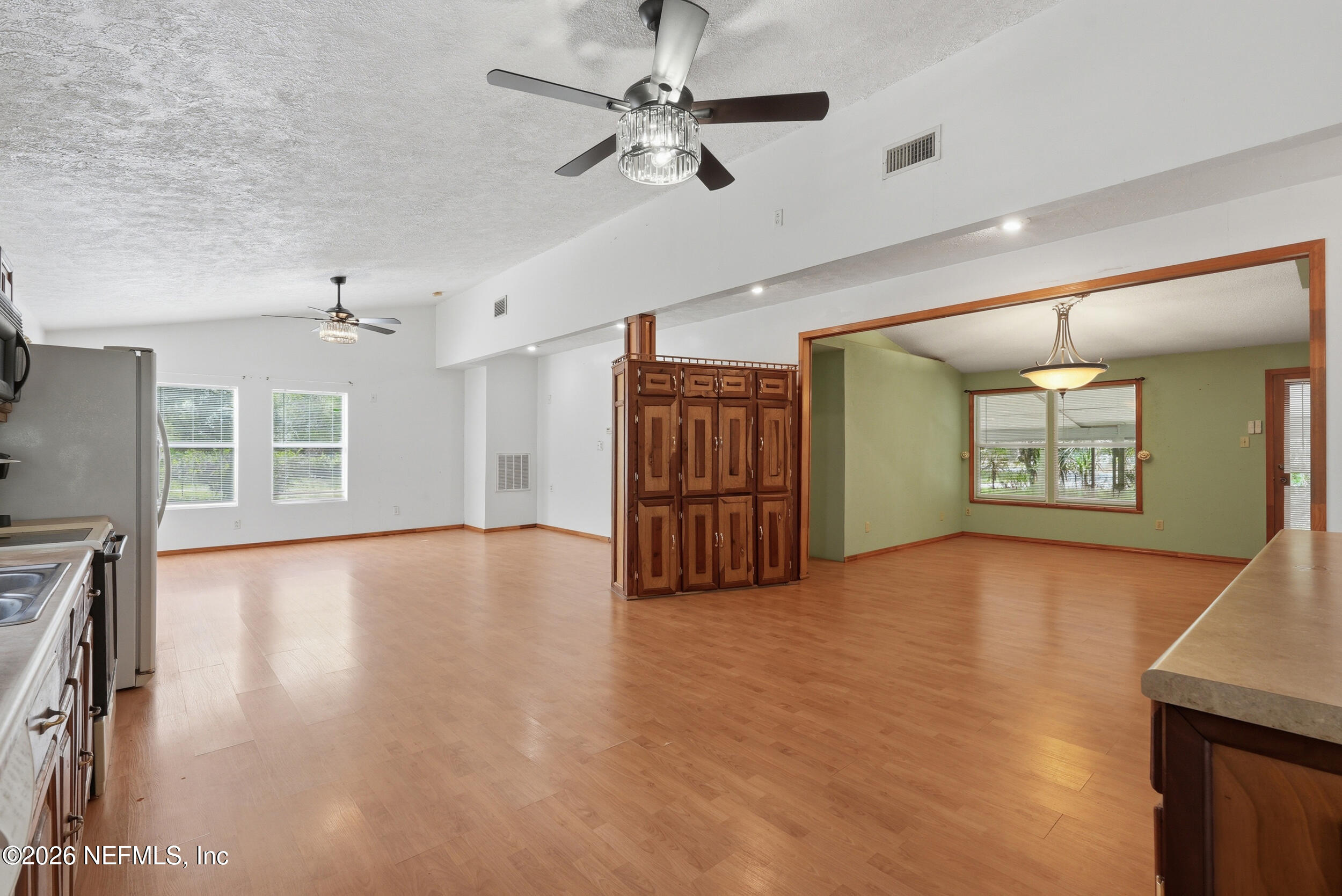 246 AZALEA Avenue