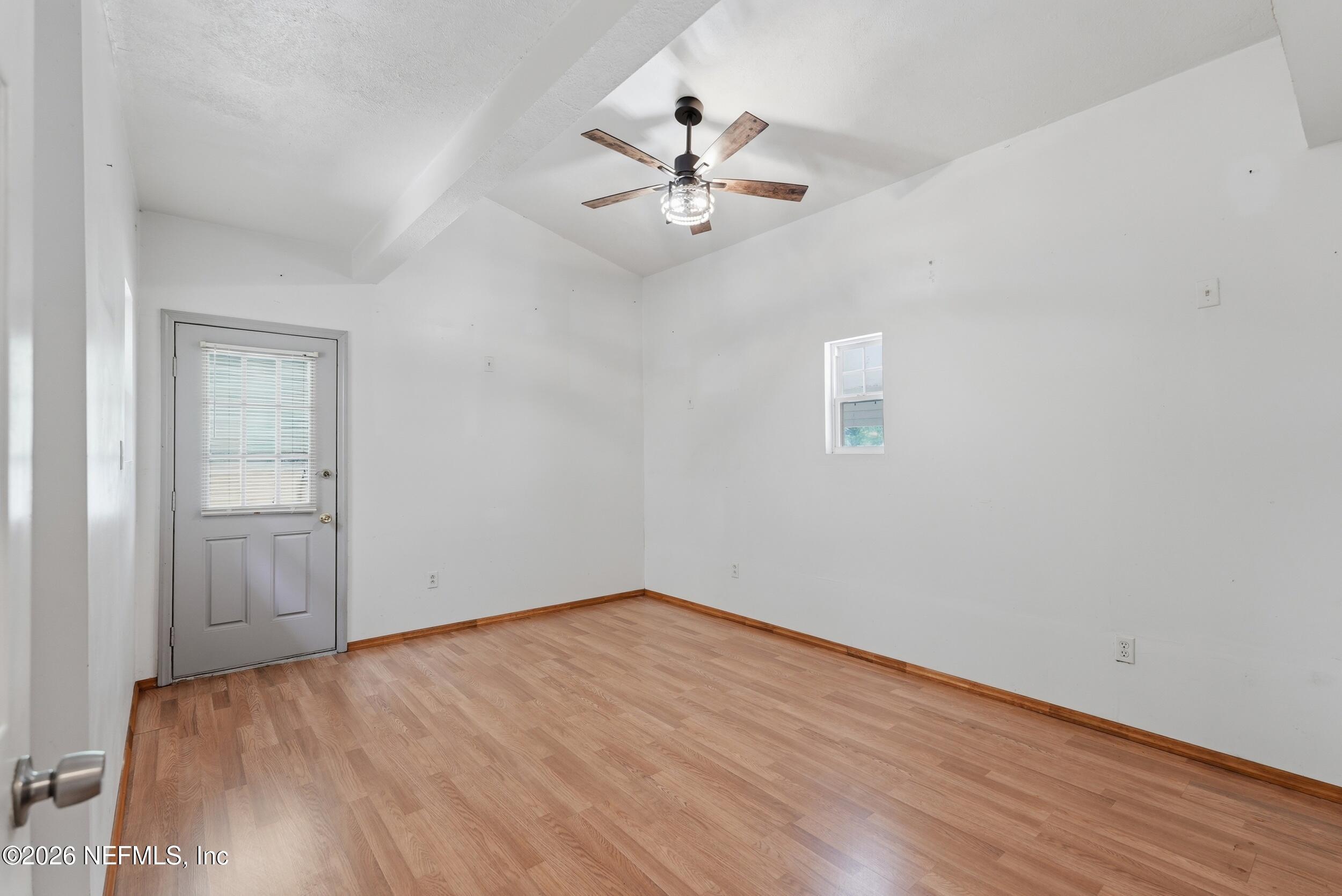 246 AZALEA Avenue