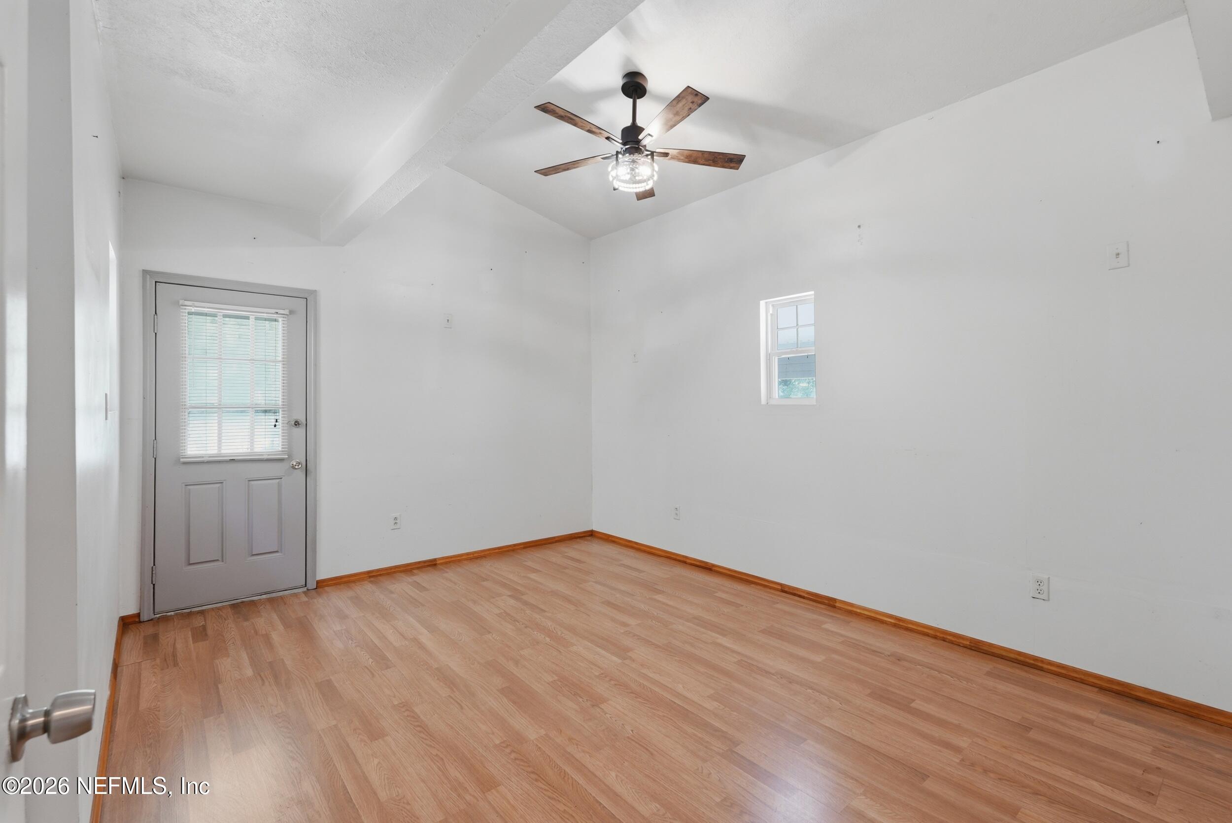 246 AZALEA Avenue