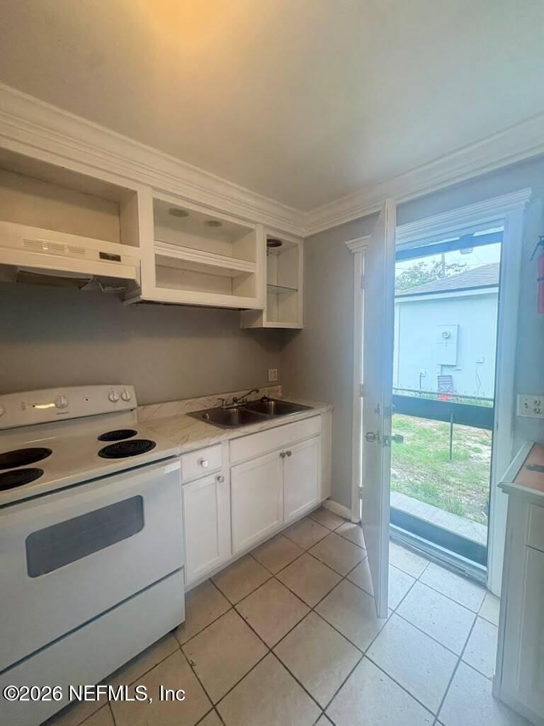 429 W 18TH Street