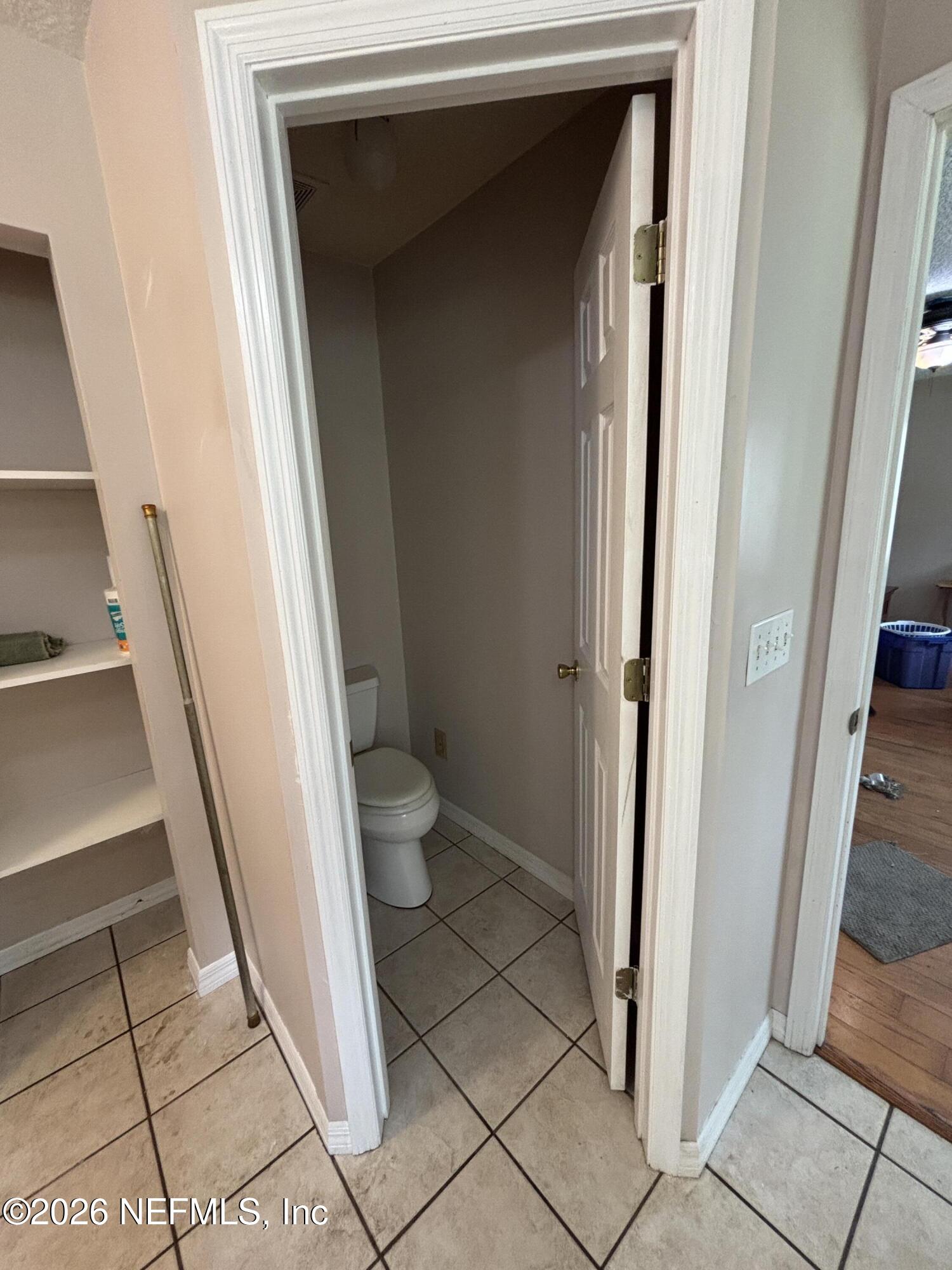 25 CURRANT Avenue