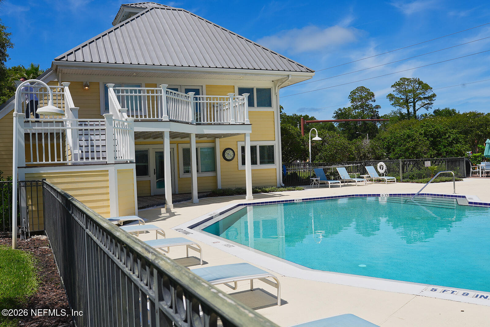 100 FAIRWAY PARK Boulevard 2102
