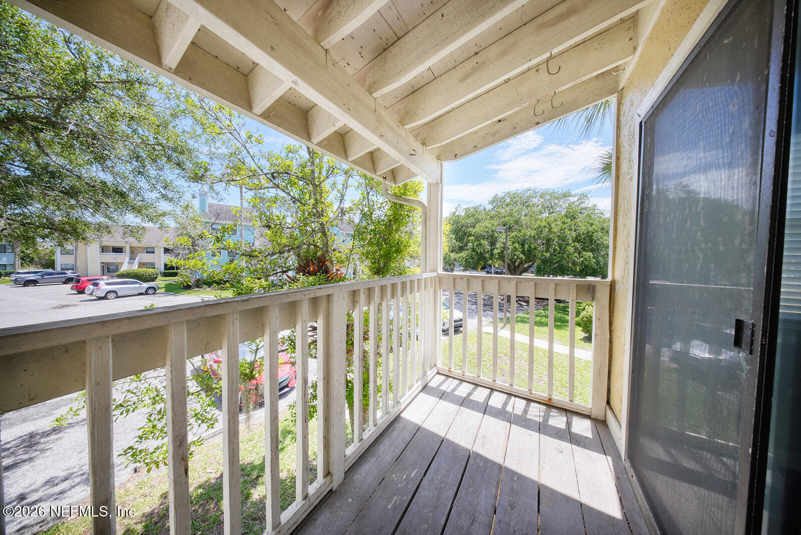 100 FAIRWAY PARK Boulevard 2102
